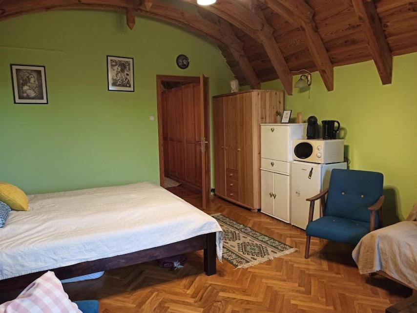 Photo 37