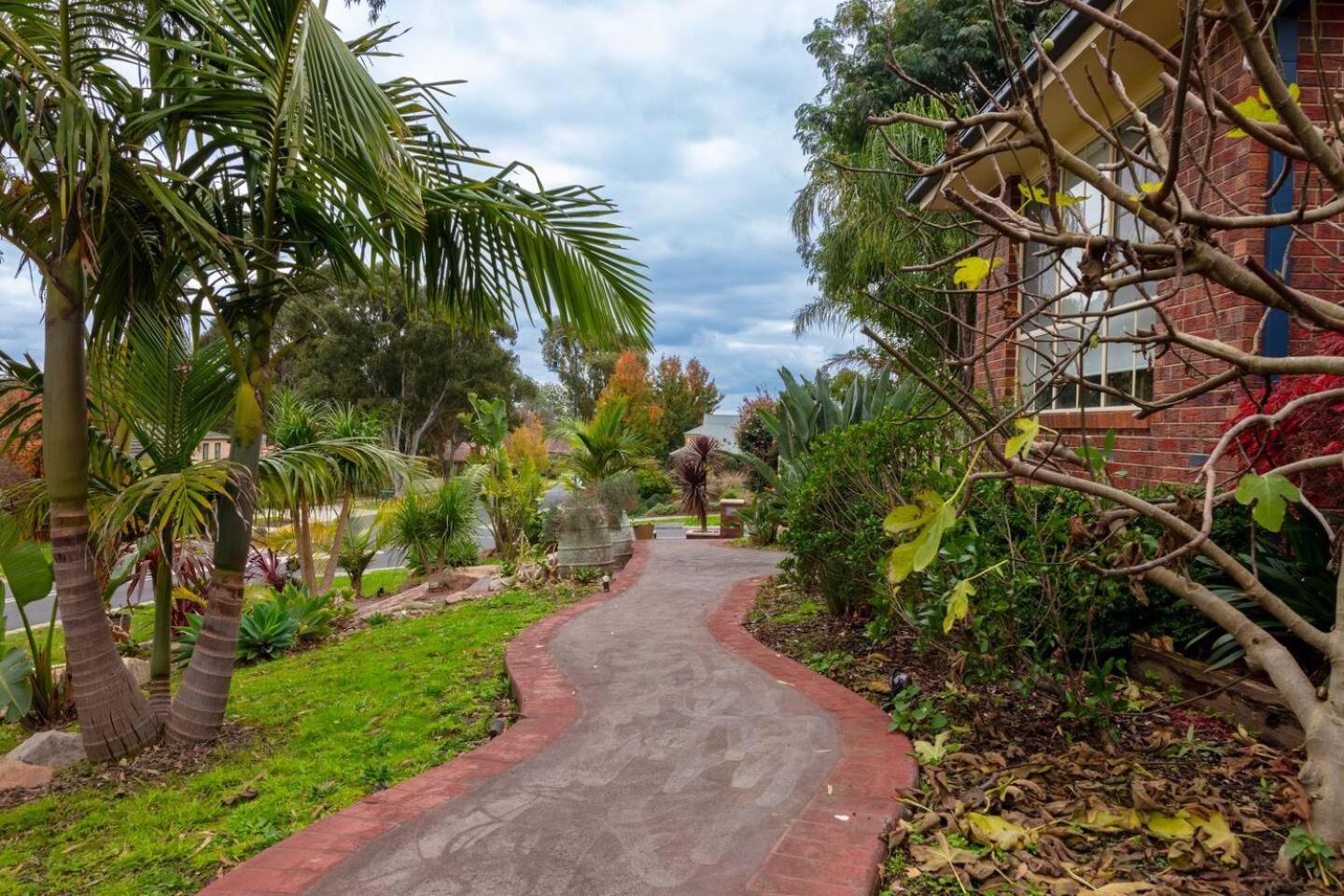 Retreat with Panoramic Hills View