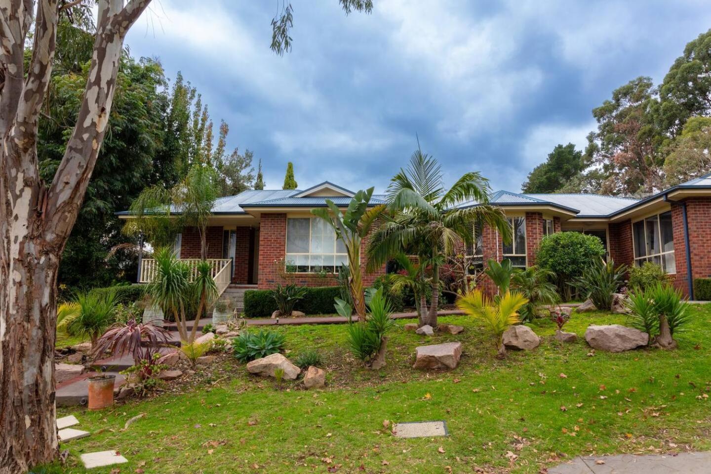 Retreat with Panoramic Hills View