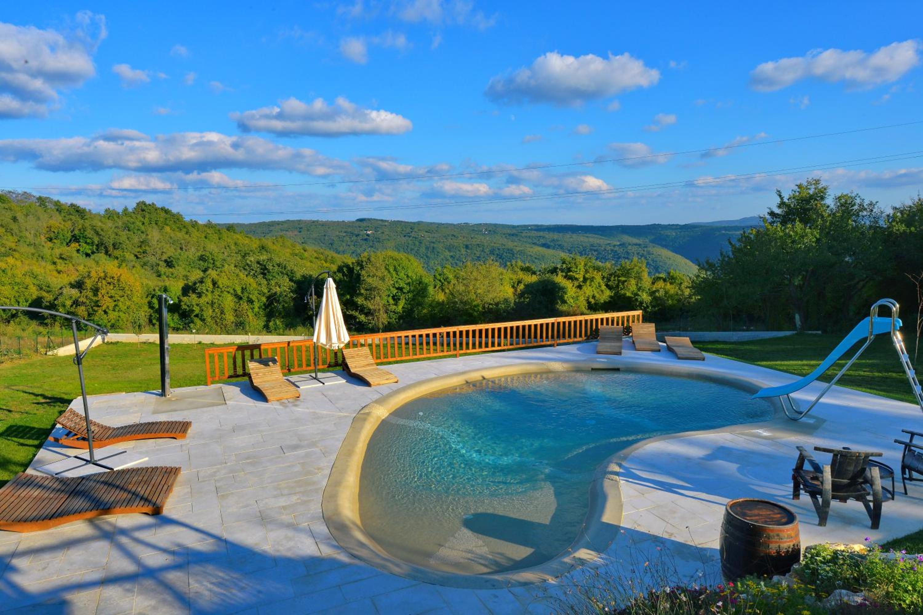 Villa D'Arsa view 3