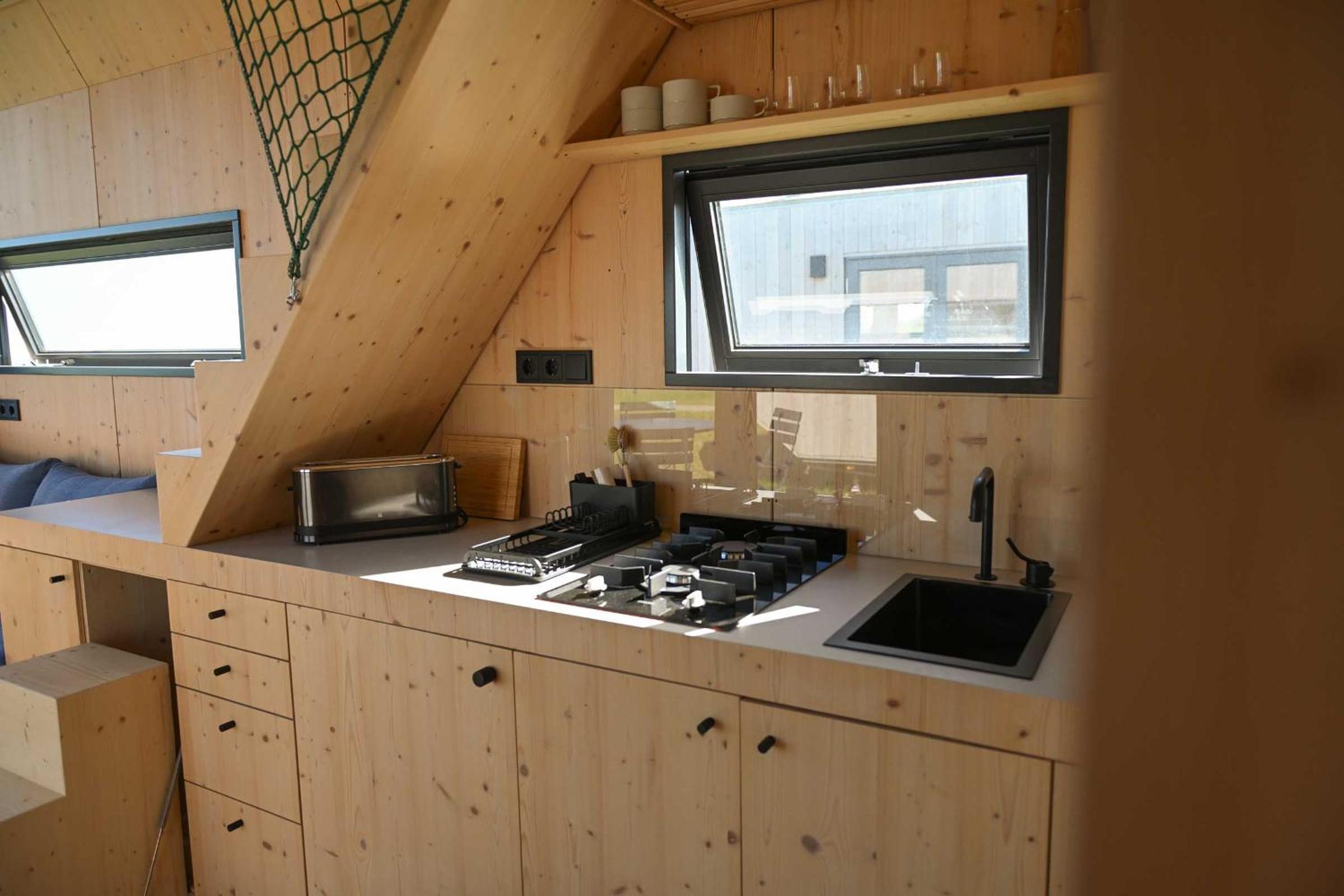 Tiny House Pioneer 3 - Green Tiny Spot Schillig view 5