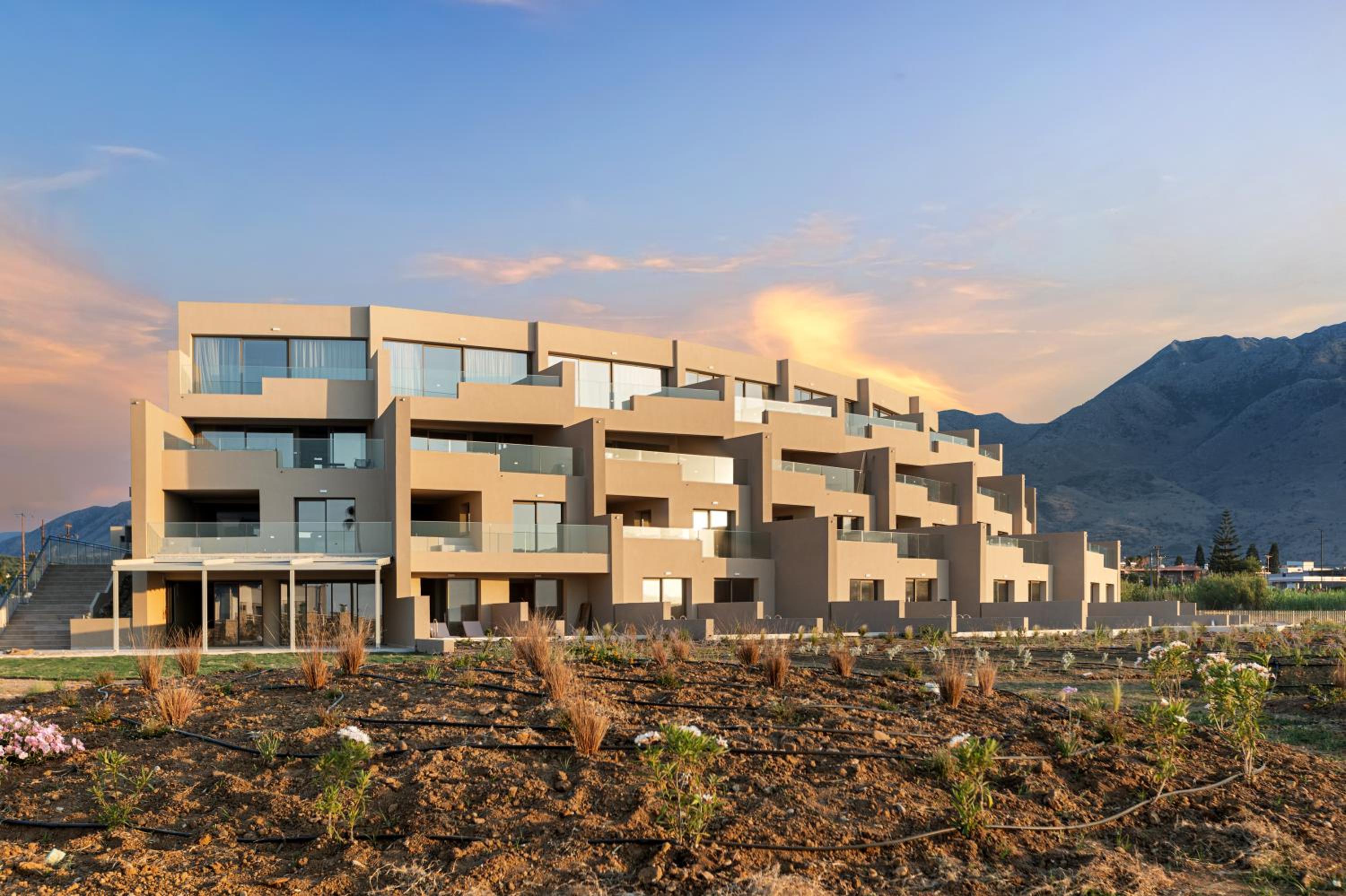 Hotel Ventale Island Breeze Resort - Image 1