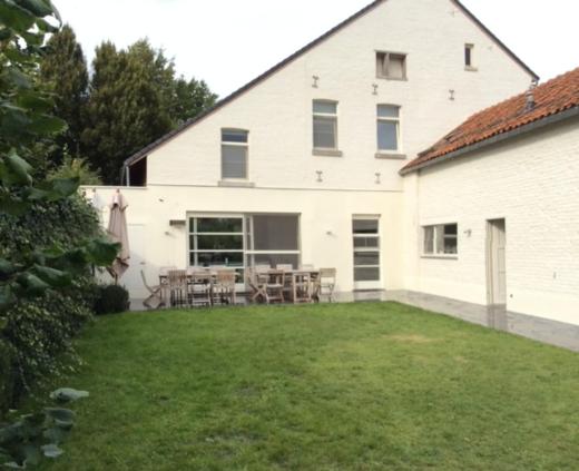 A la Maison