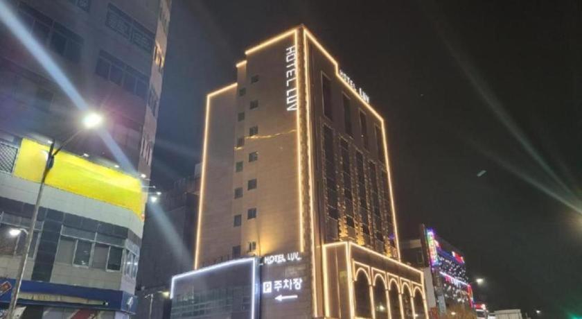 Business Design Hotel LUV view 3