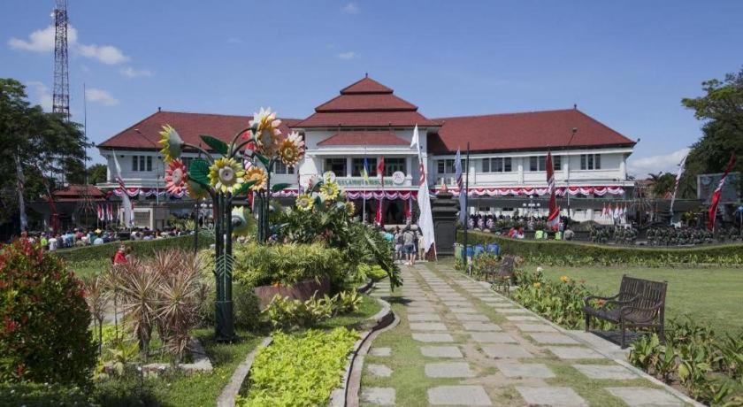 Butik Capsule Hostel