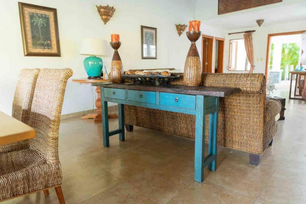 Acogedora Villa en Guavaberry