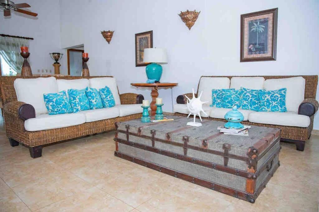 Acogedora Villa en Guavaberry
