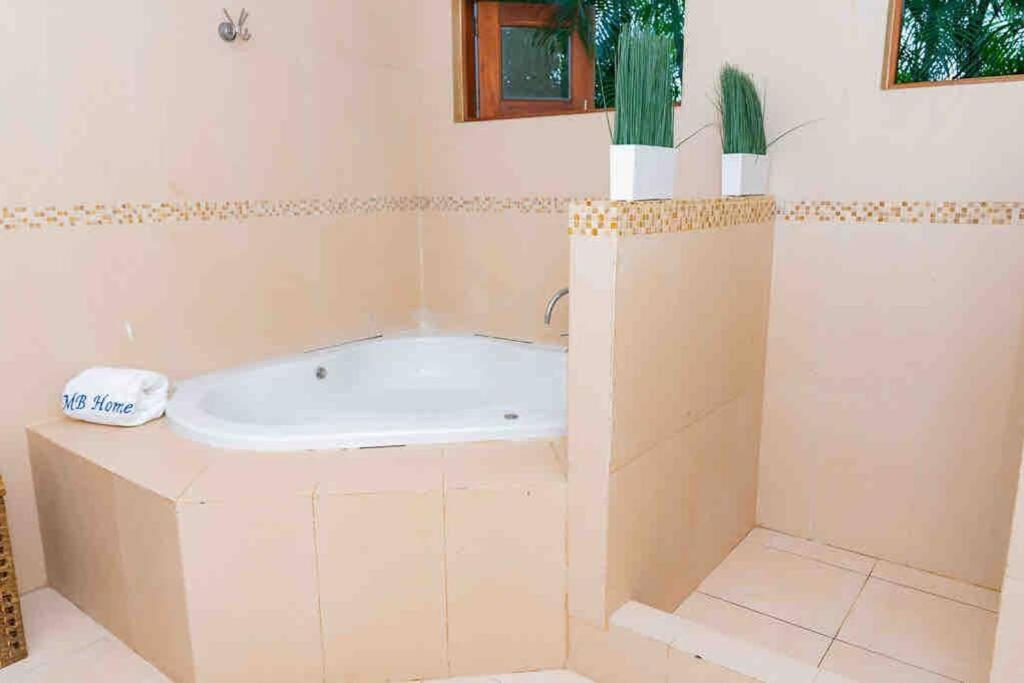 Acogedora Villa en Guavaberry