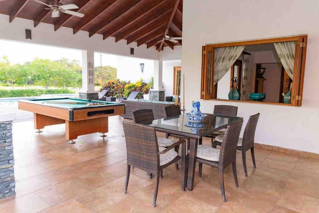 Acogedora Villa en Guavaberry