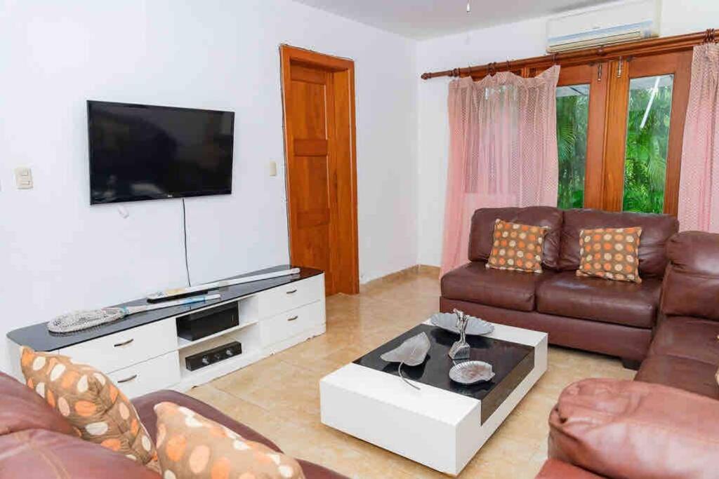 Acogedora Villa en Guavaberry