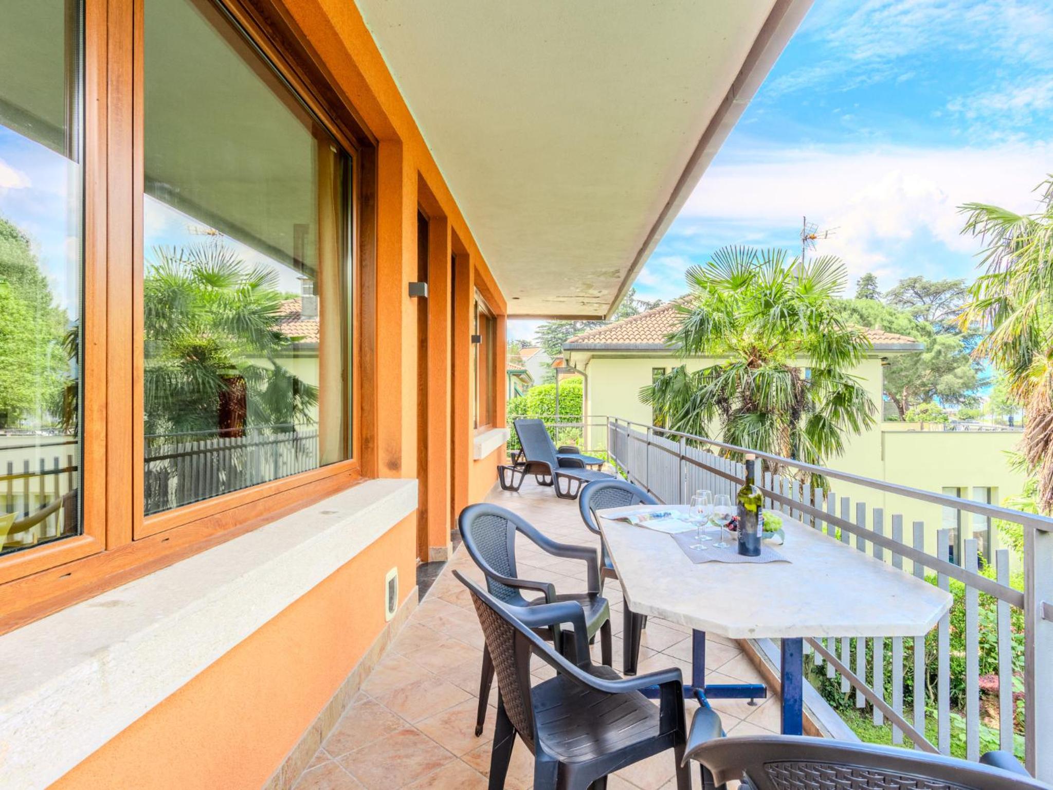 Apartment Iris by Interhome view 2