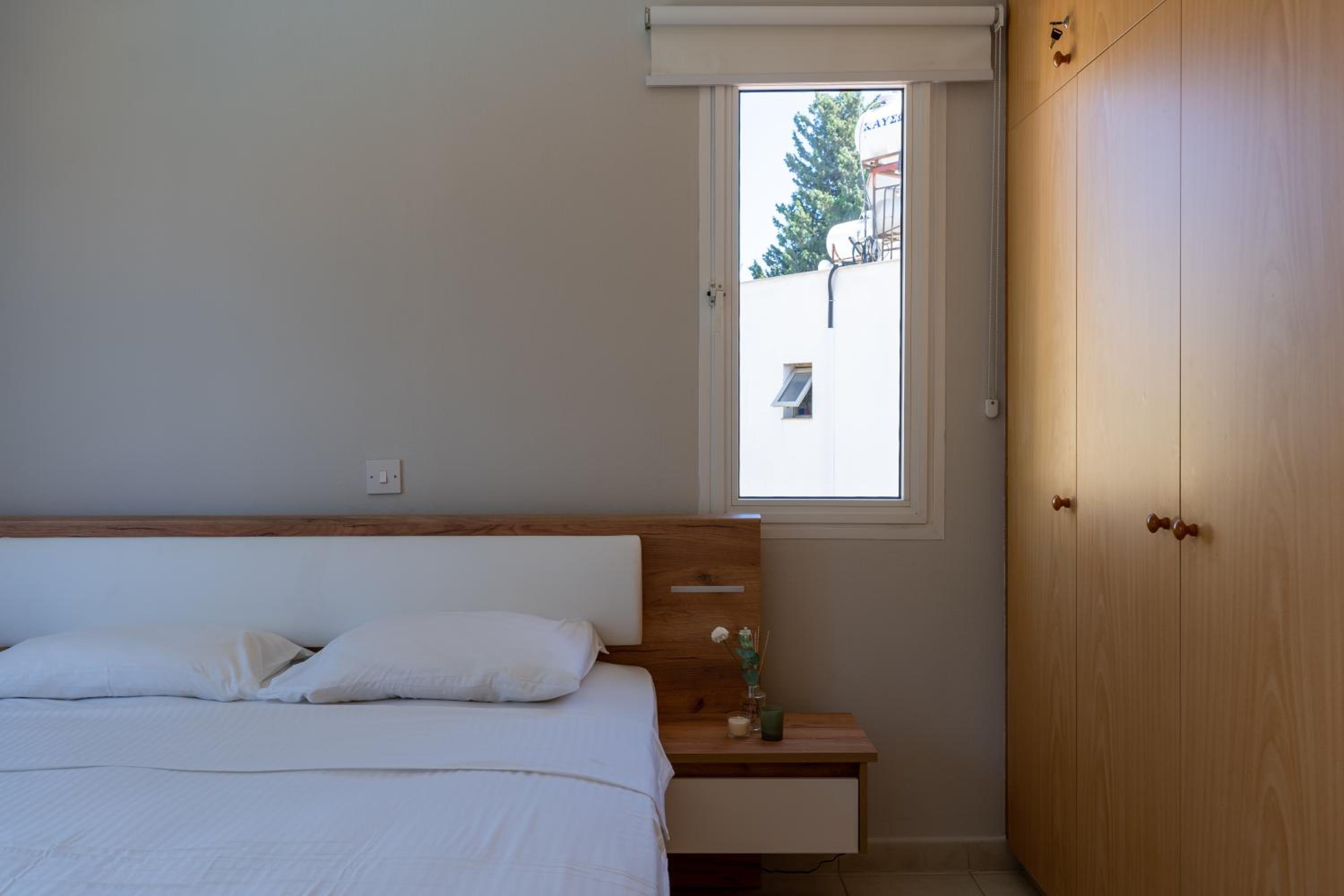 Stylish One Bedroom Apartment at Paphos Harbour