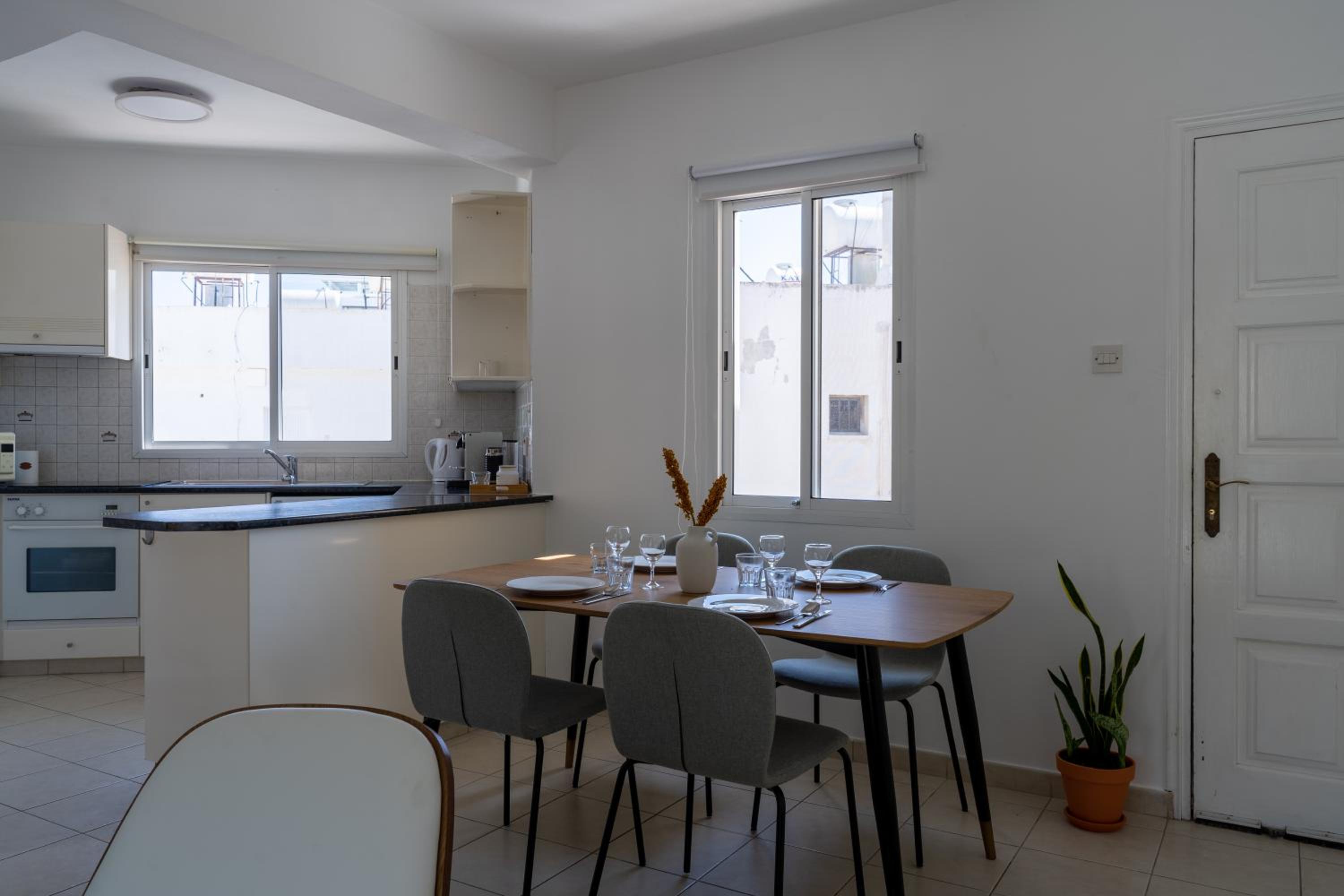 Stylish One Bedroom Apartment at Paphos Harbour