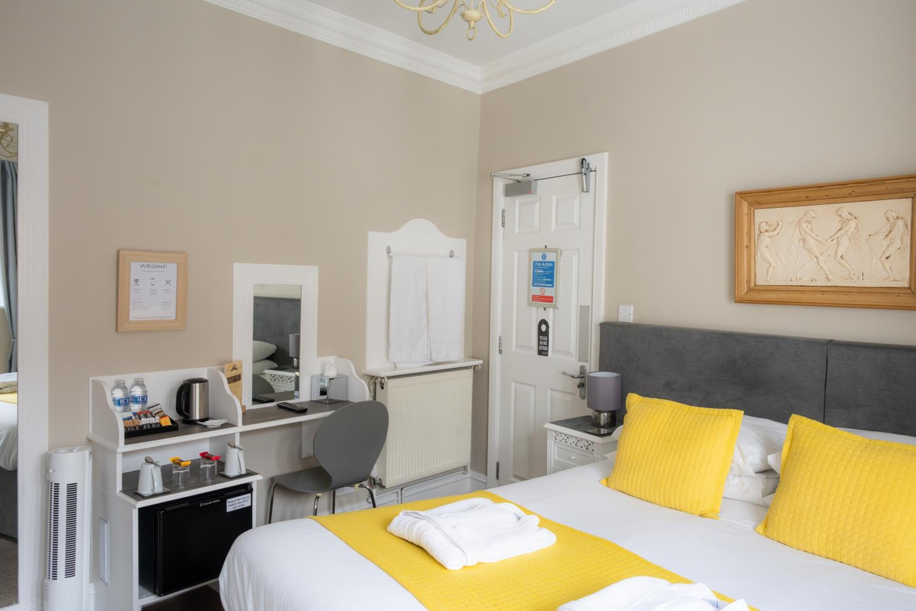 The Courtyard Guest House