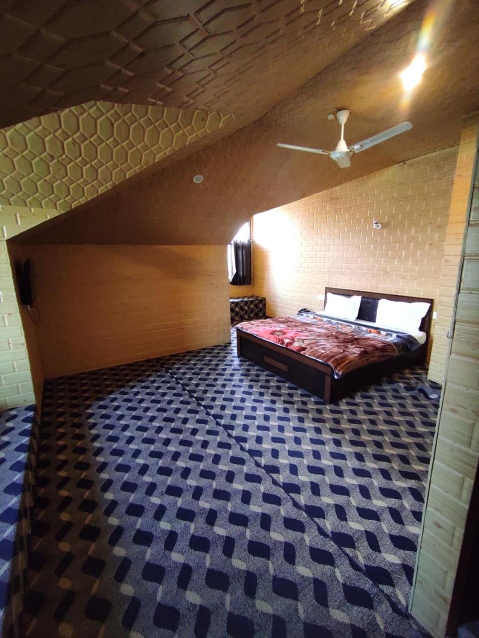Hotel Solitaire