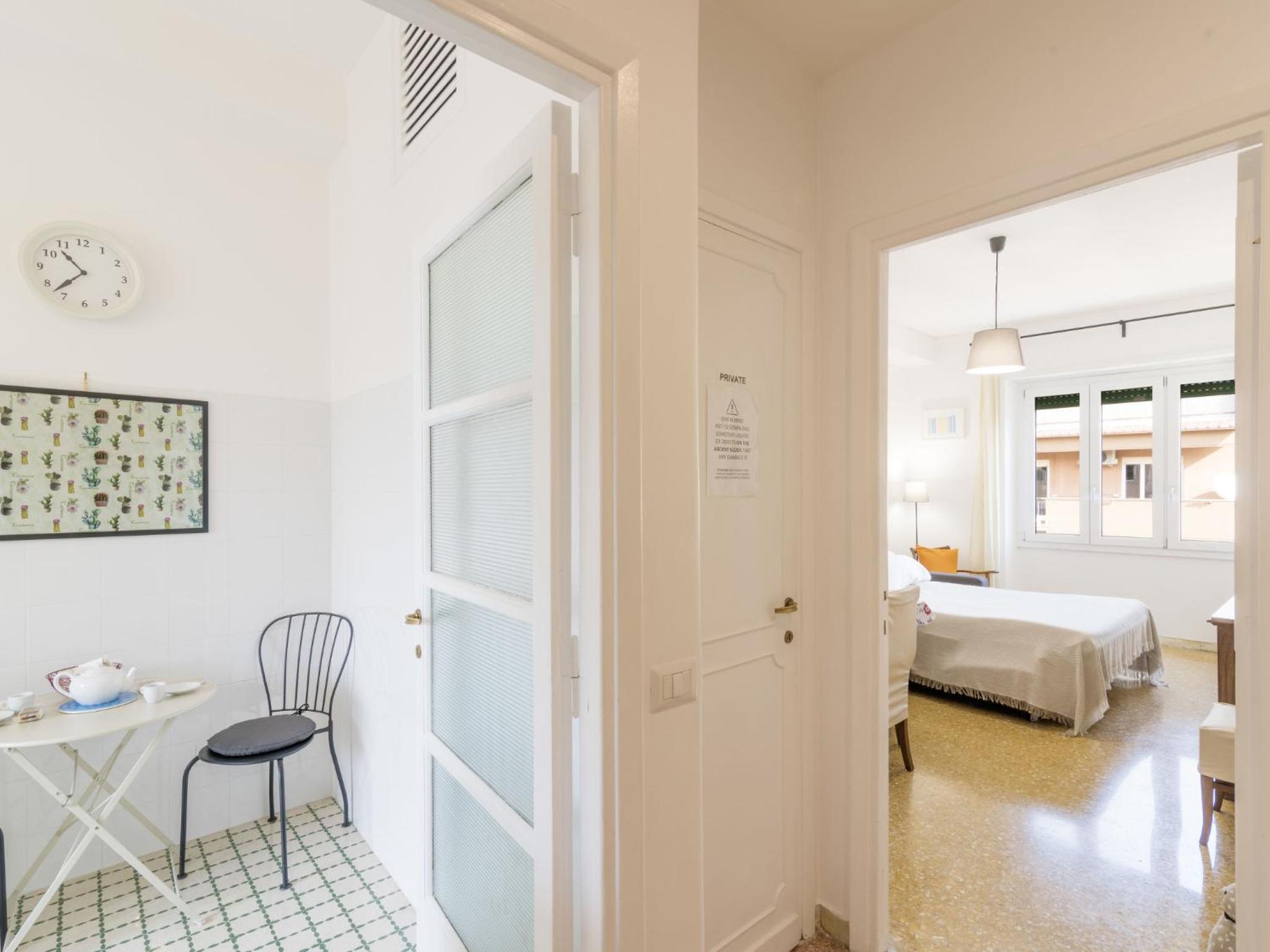 Apartment Appartamento Renato Roma Musei Vaticani by Interhome