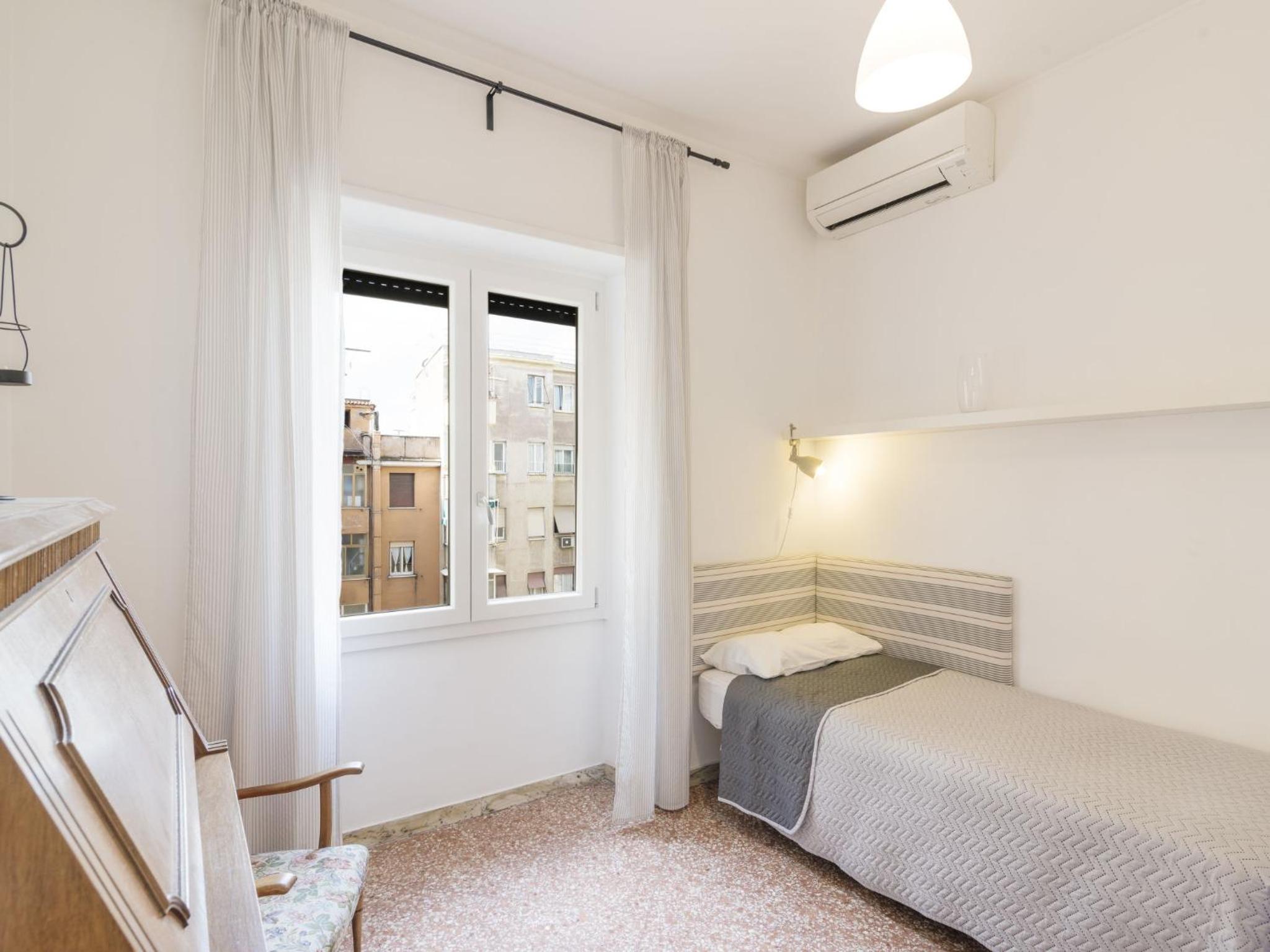 Apartment Appartamento Renato Roma Musei Vaticani by Interhome