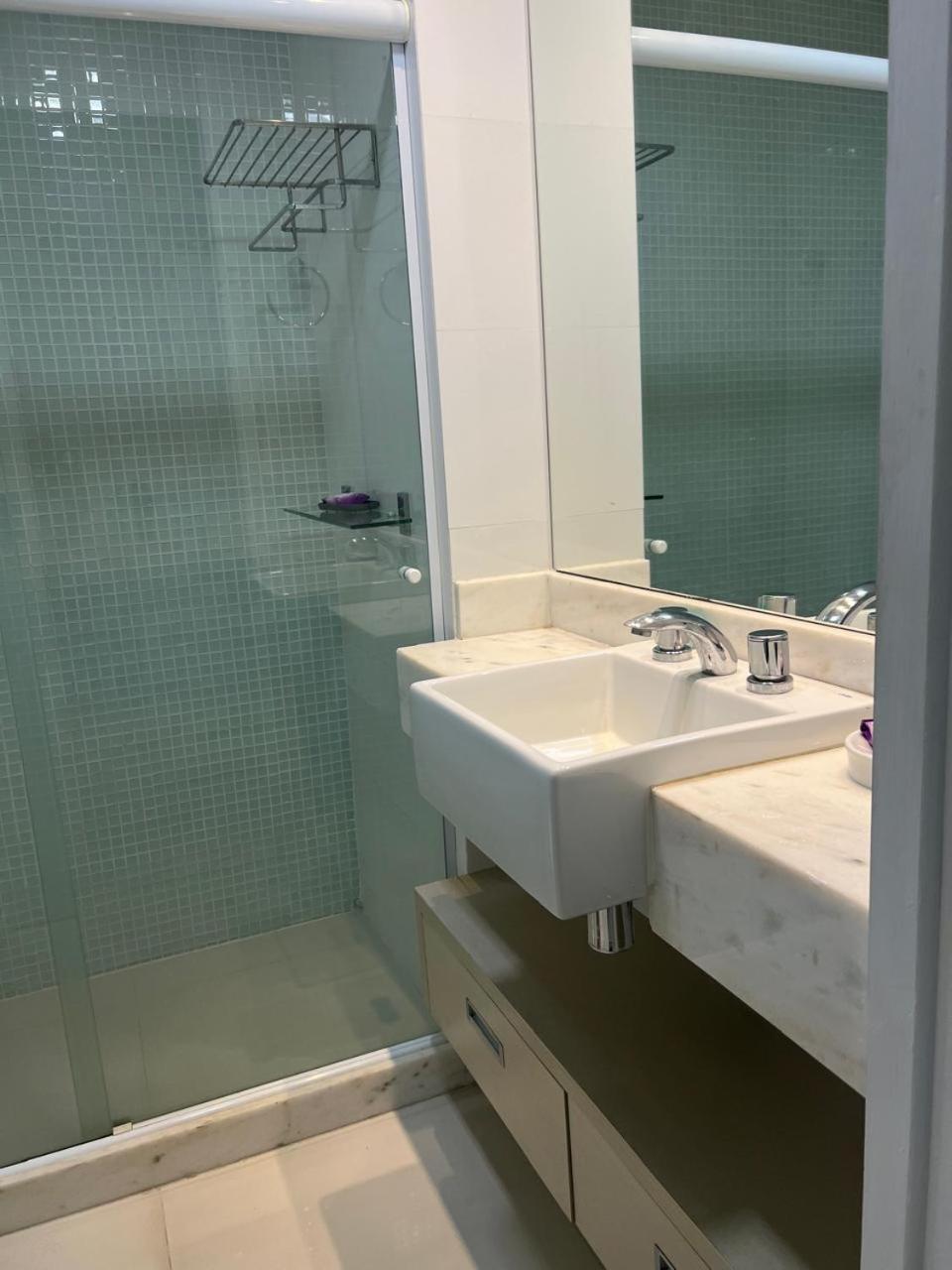 Lindo FLAT no coração de Ipanema