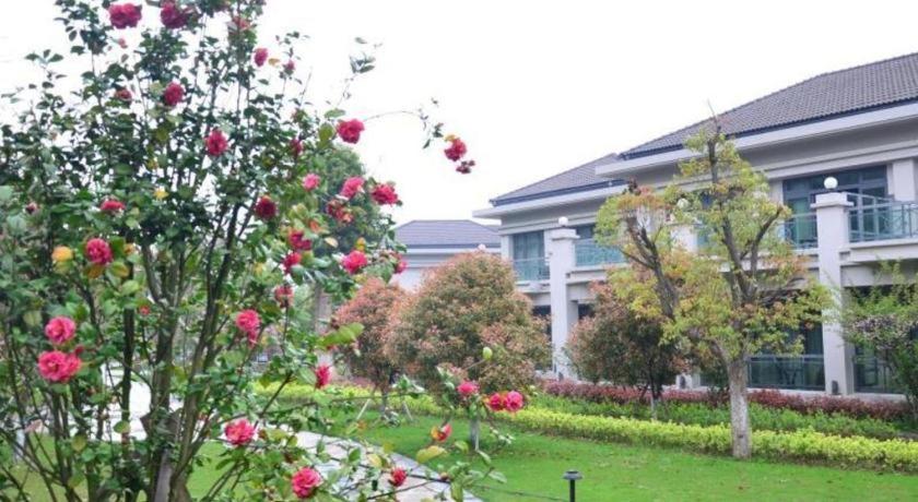 New Century Resort Yuyao Siming Lake