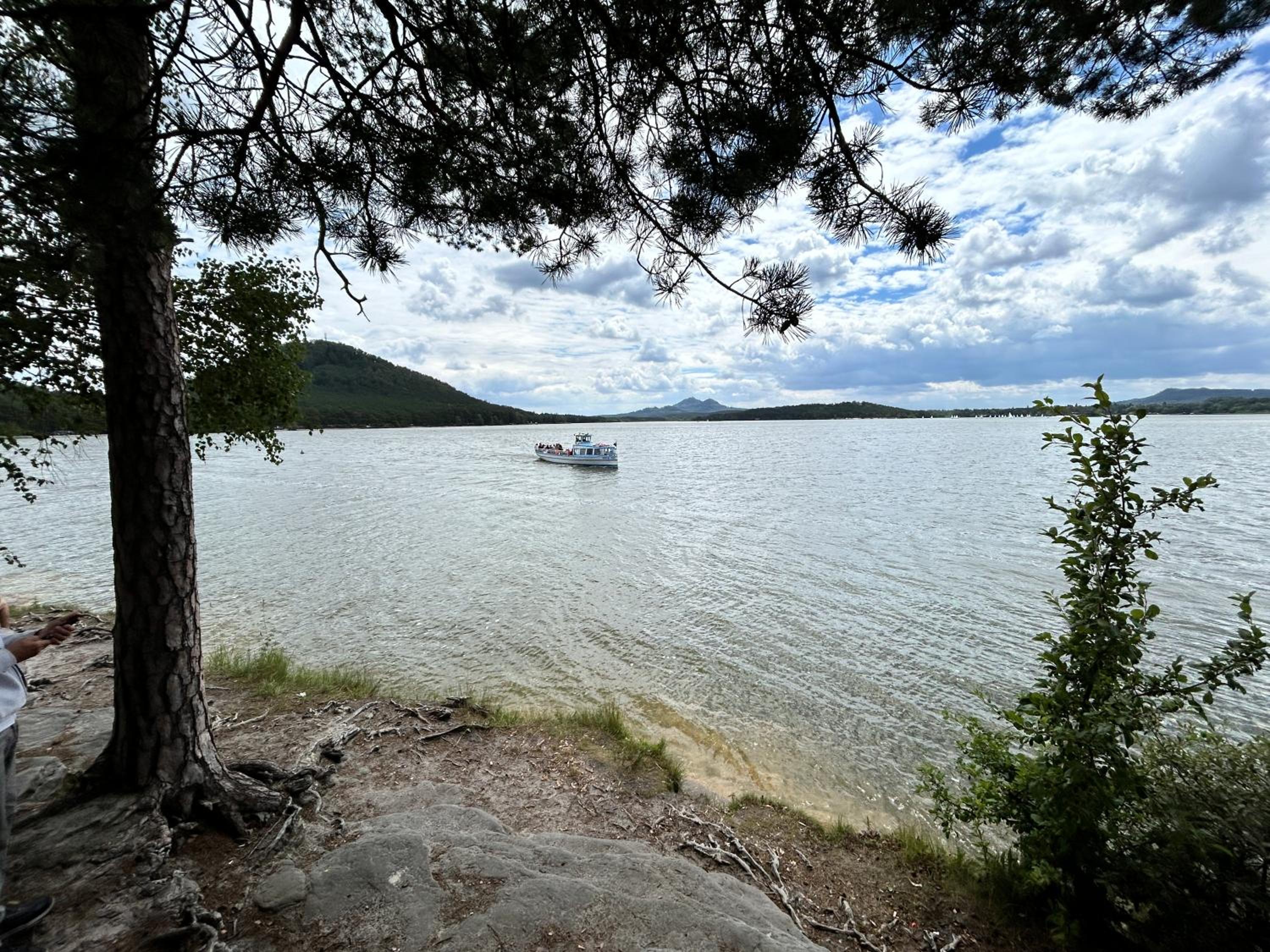 Chatky U Františka Máchovo jezero