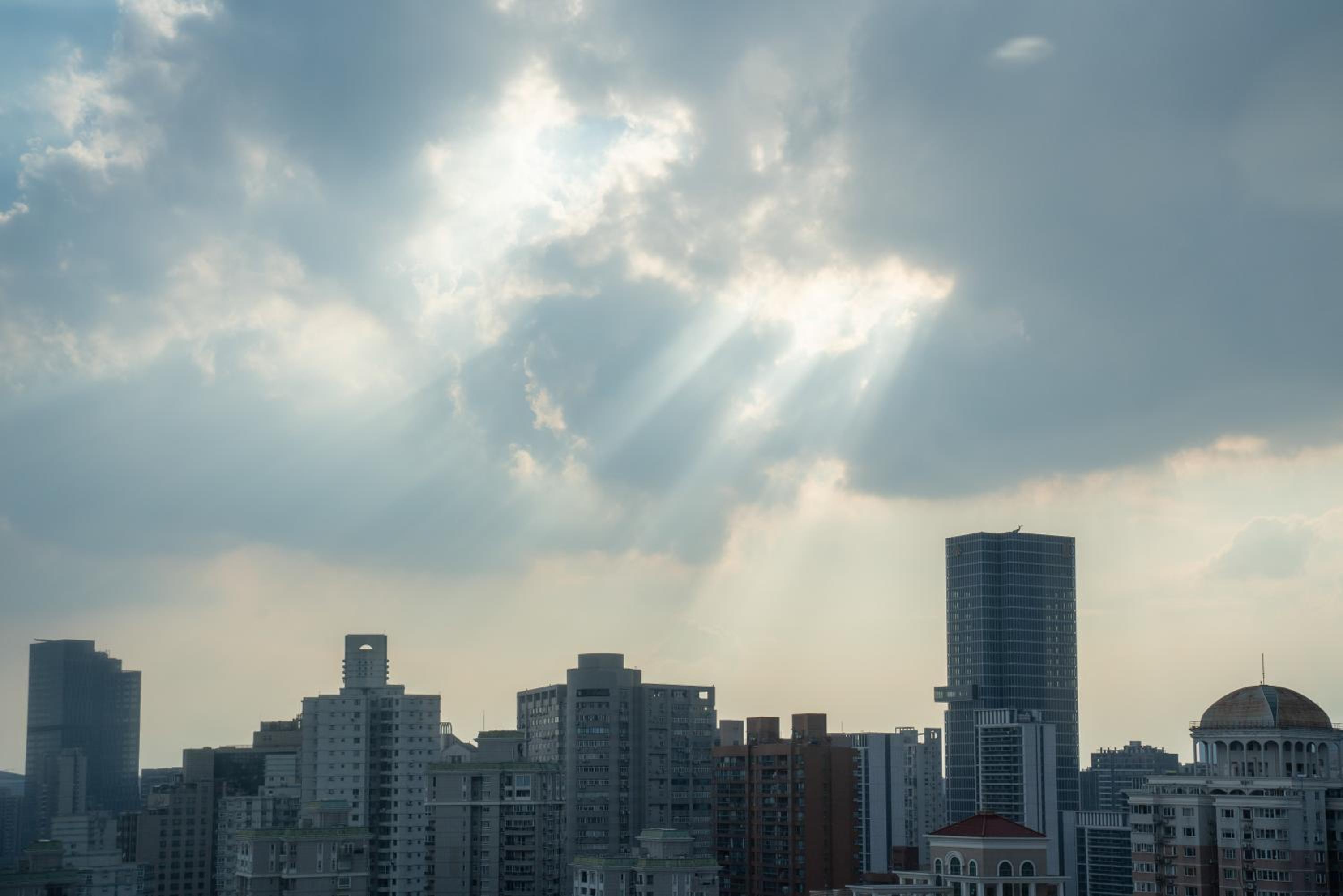 Yi Du Home with Double Views-At West Nanjing Road, Near Metro, Cards OK