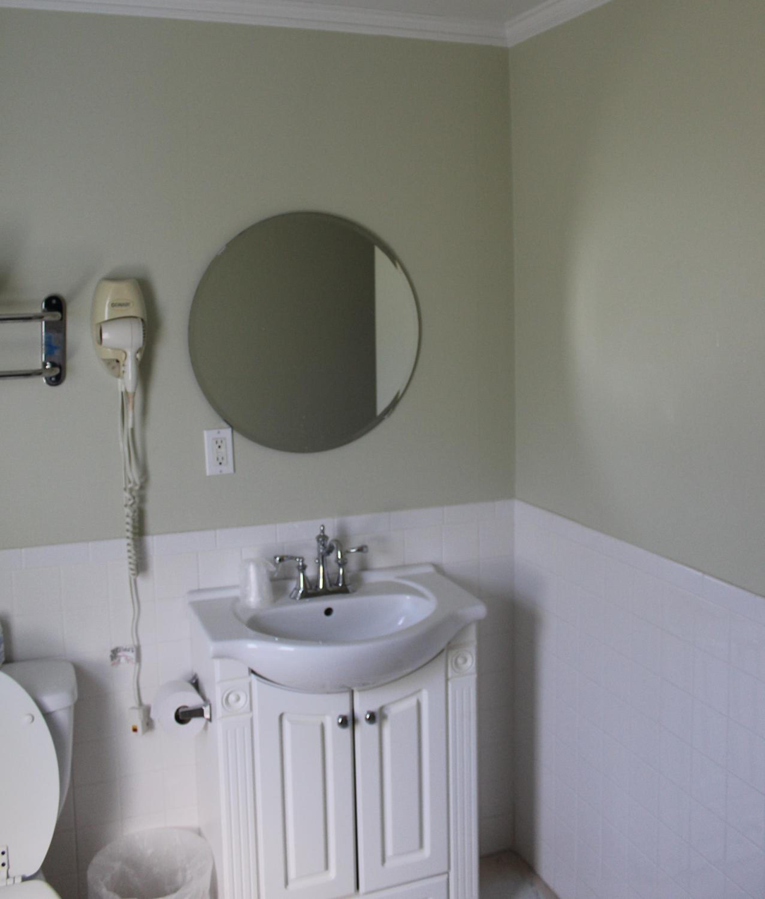 Catskill Seasons Inn