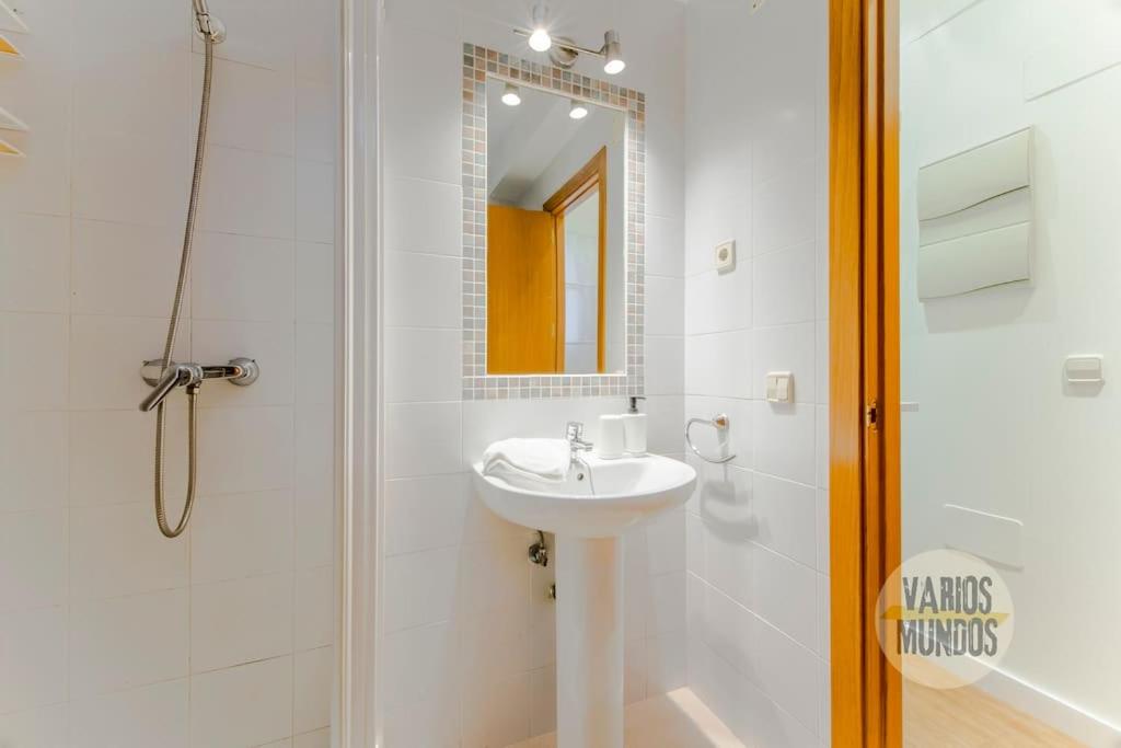 Super Cool Apt para 4pax en Plaza de Chueca view 3