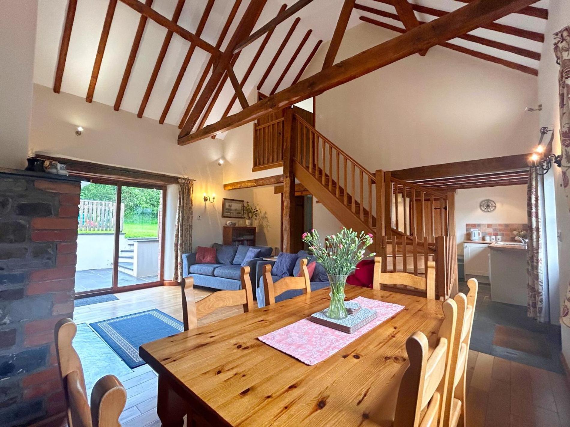 3 Bed in Bideford oc-burfl view 3