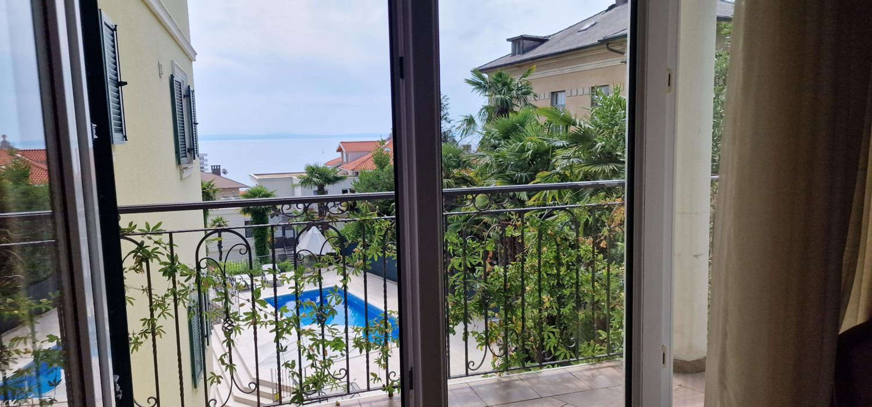 Nautico apartment with swimming pool