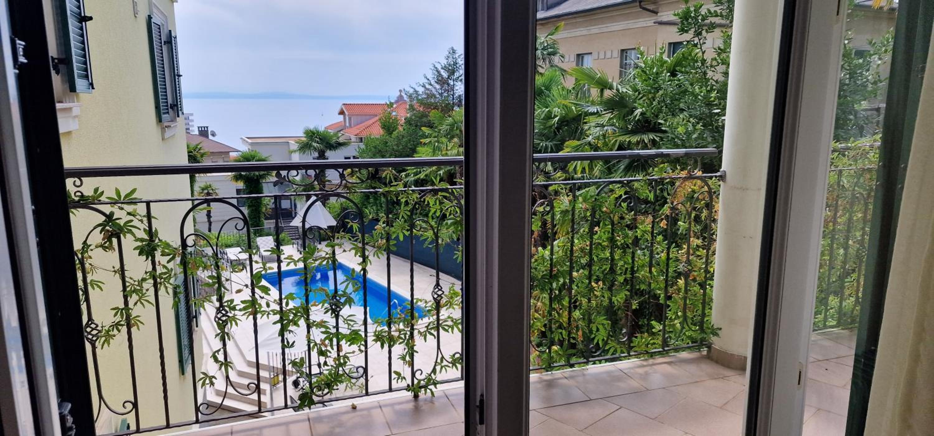 Nautico apartment with swimming pool