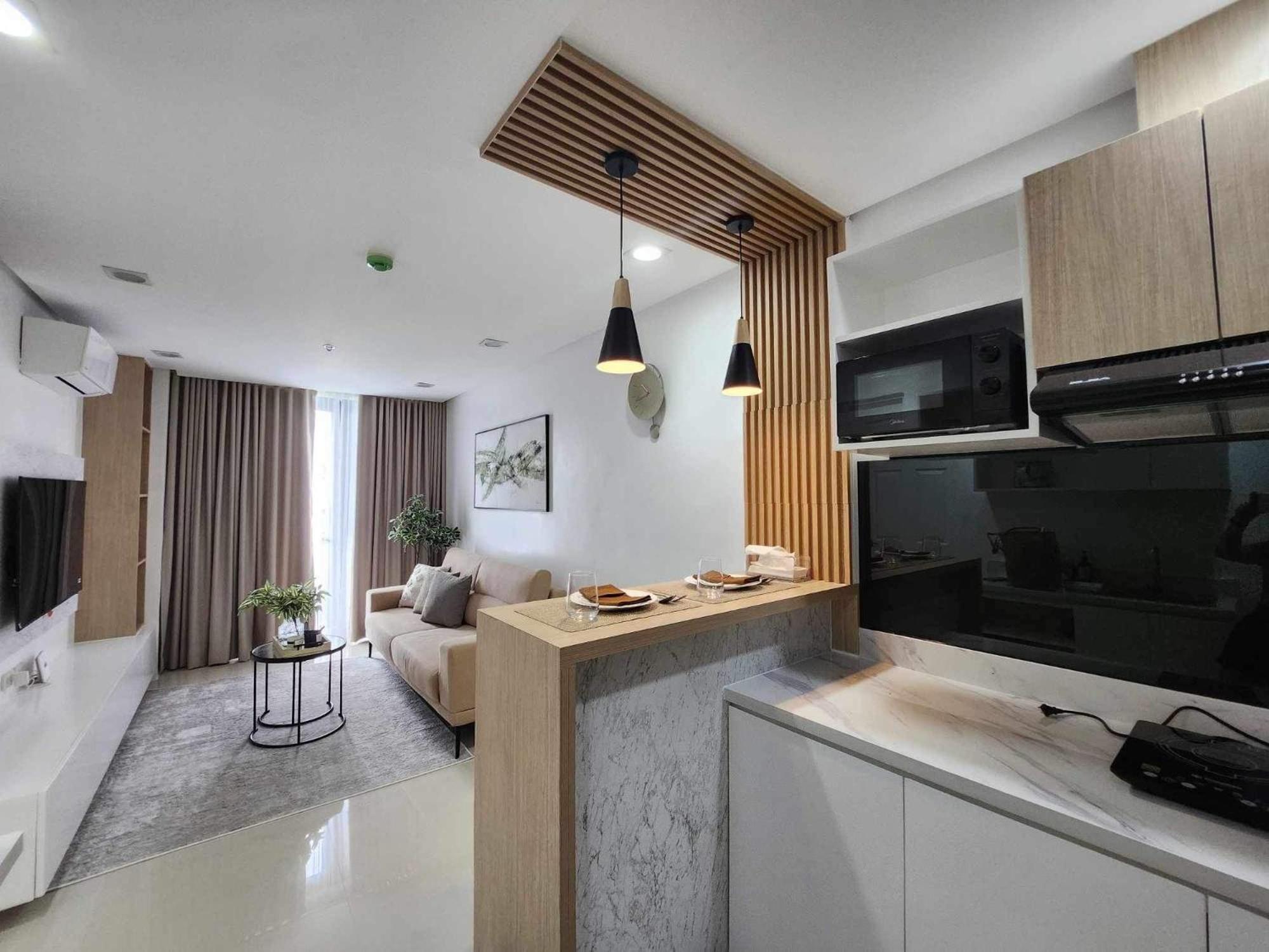 Unit 301 at One Pontefino