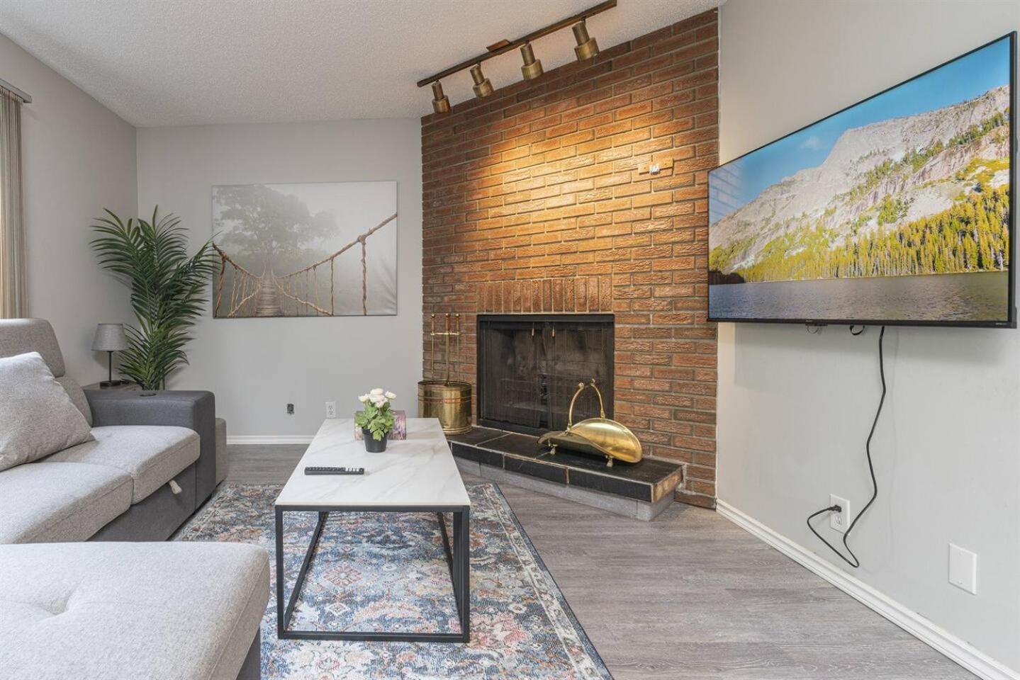 Charming 7BR Home for up to 16 sleeps