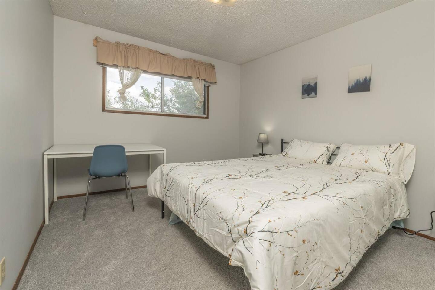 Charming 7BR Home for up to 16 sleeps