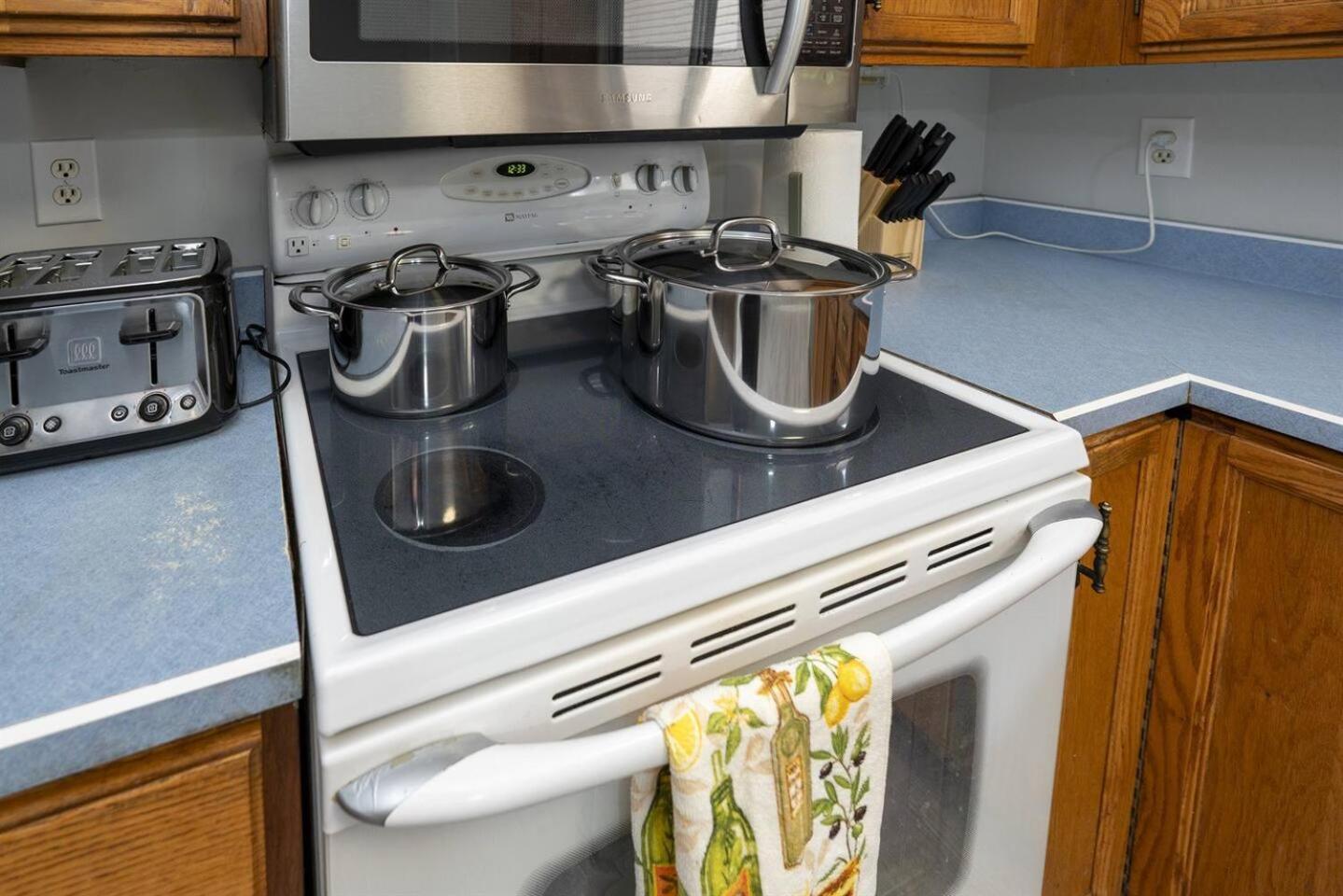 Charming 7BR Home for up to 16 sleeps