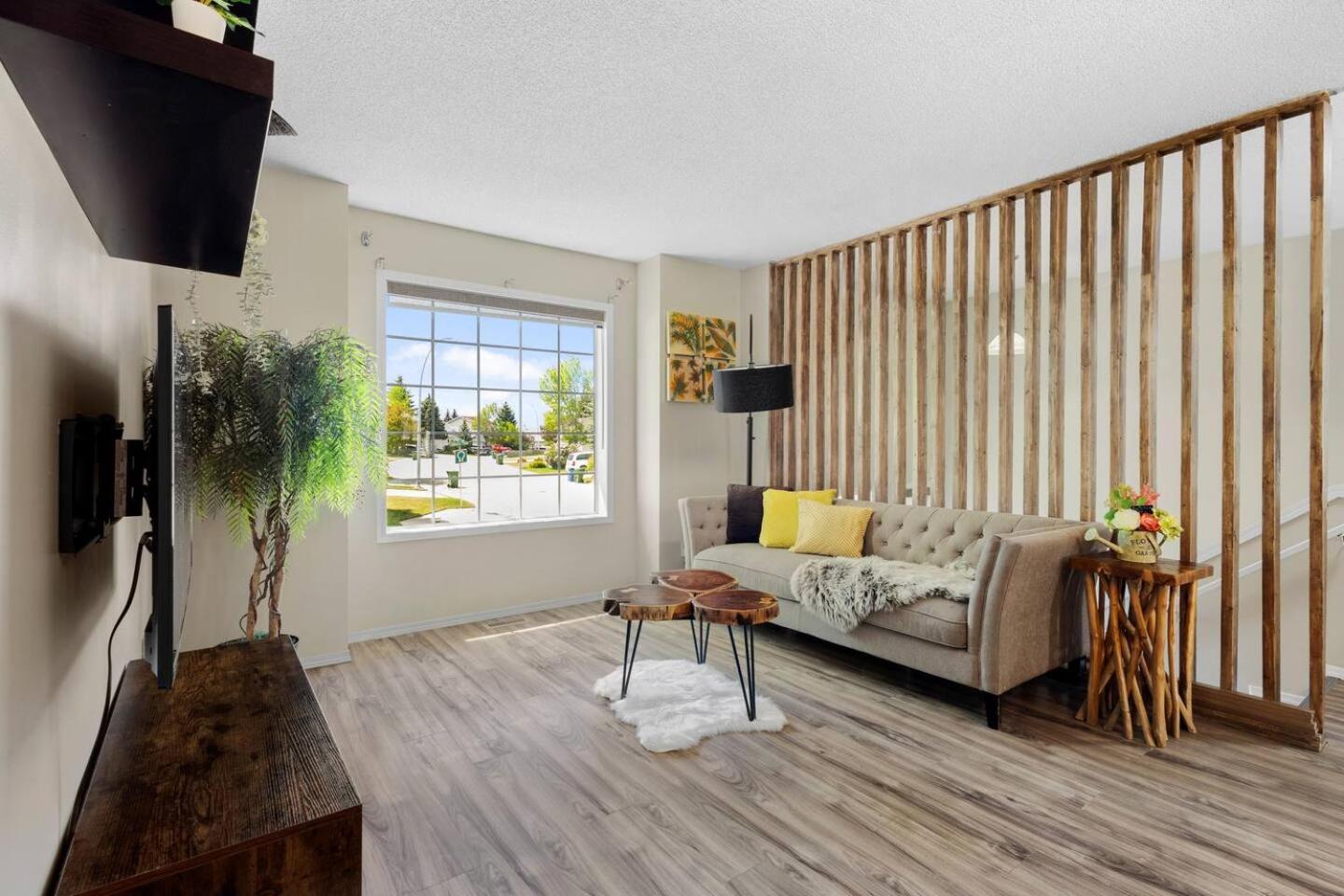 Urban Country Living, up to 10 guests