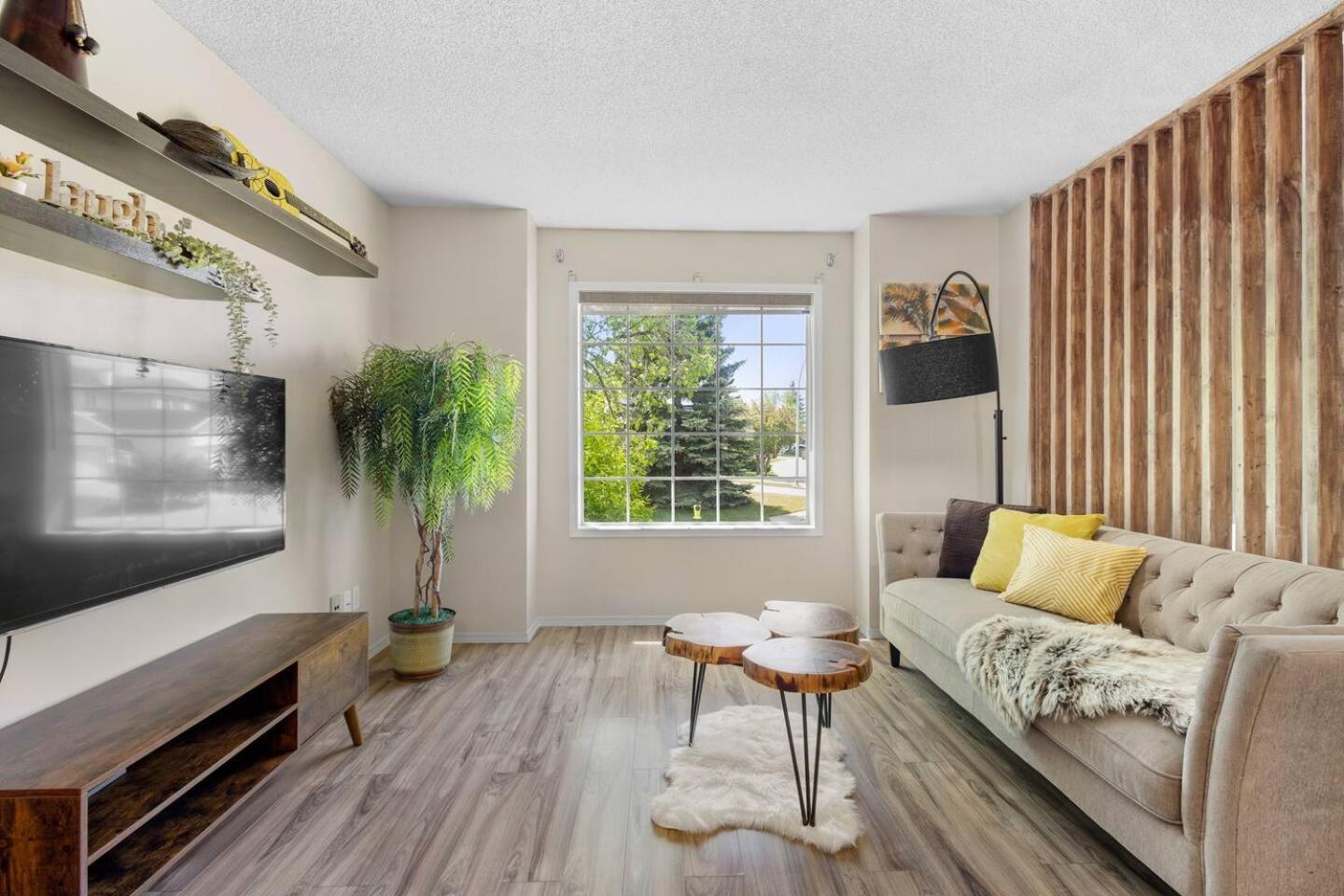 Urban Country Living, up to 10 guests