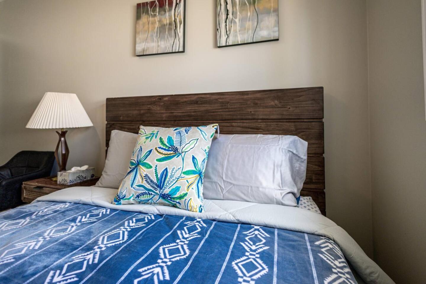 Urban Country Living, up to 10 guests