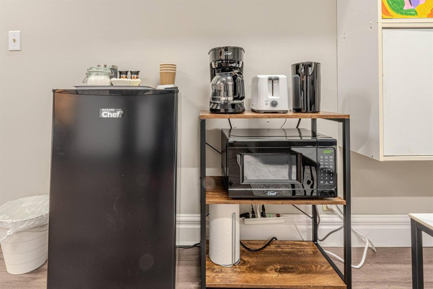 On the TransCanada, AC, 3BR, 3Sofa Bed for upto 12 sleeps