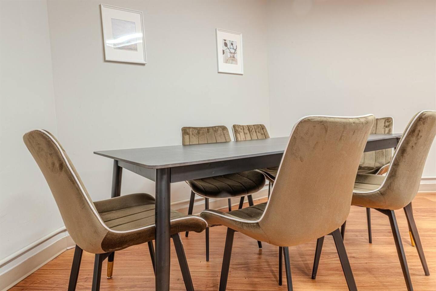 On the TransCanada, AC, 3BR, 3Sofa Bed for upto 12 sleeps