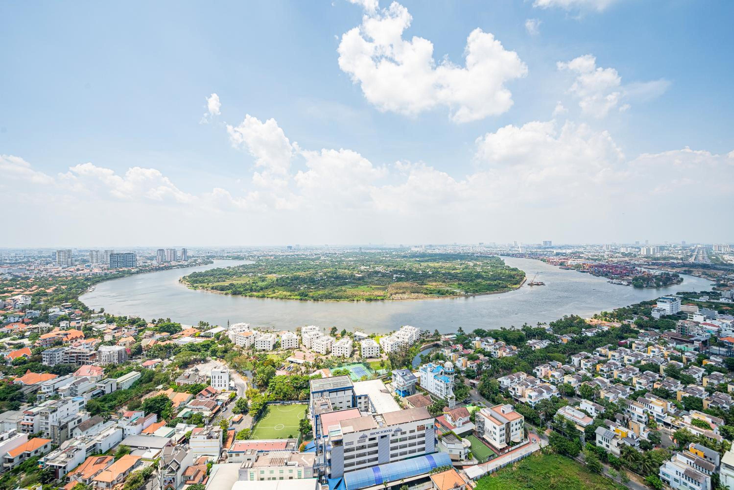 Lumiere Riverside Condotel in HCMC