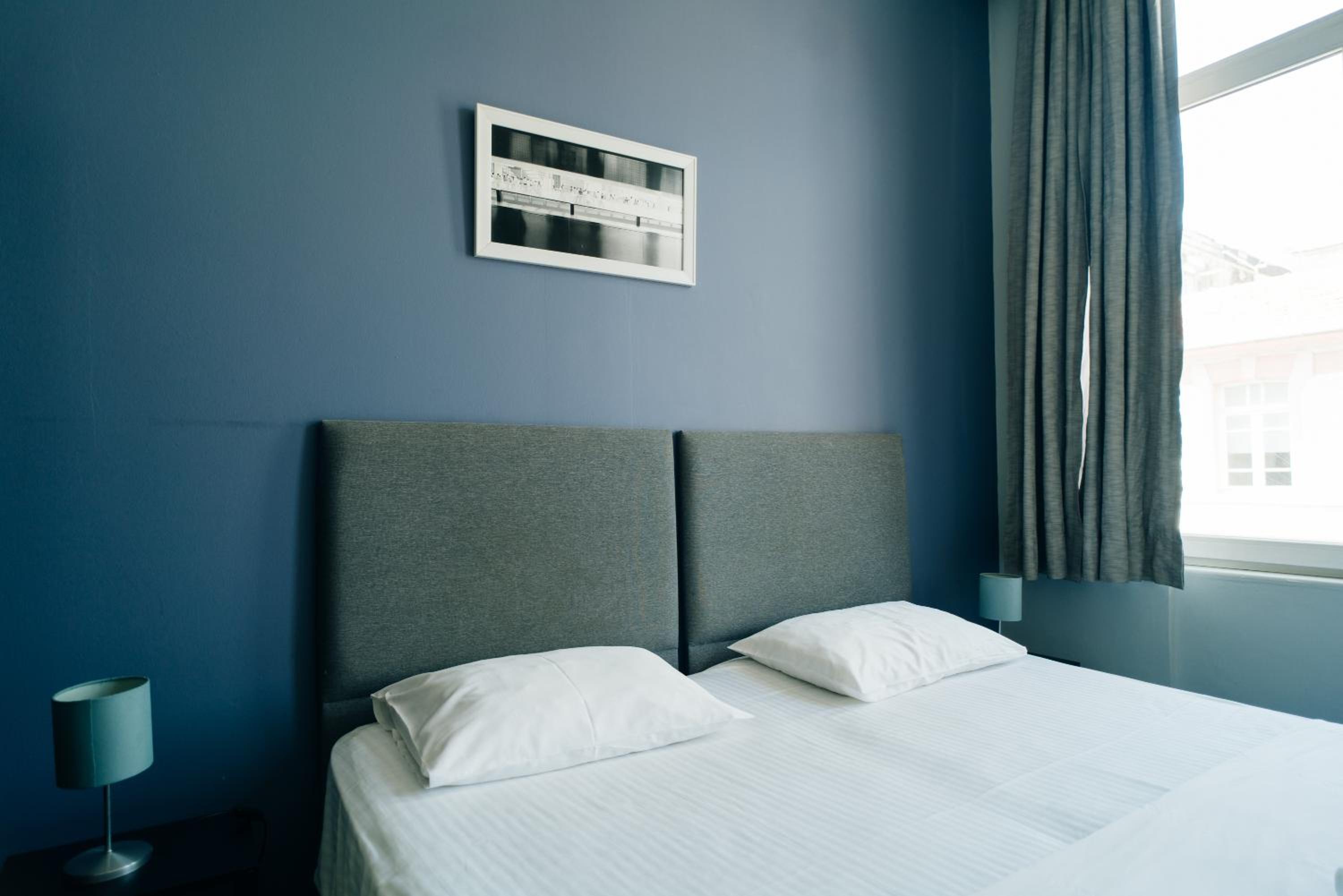 Hush Hostel Lounge