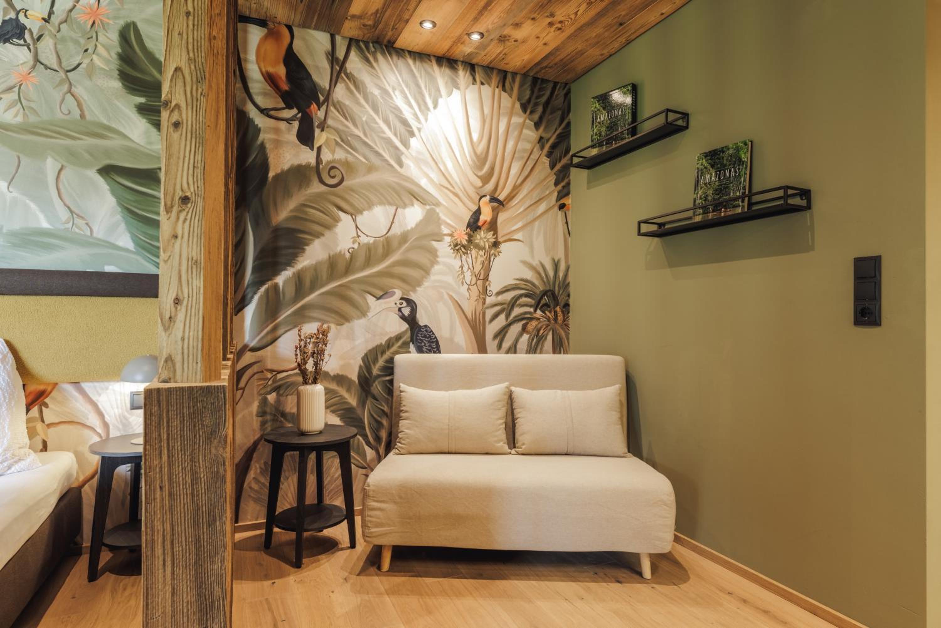 Zellrooms