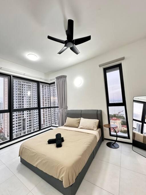 URBAN Georgetown 9Pax 4QueenBed 3Bedroom 2Bath 2carparks photo 3