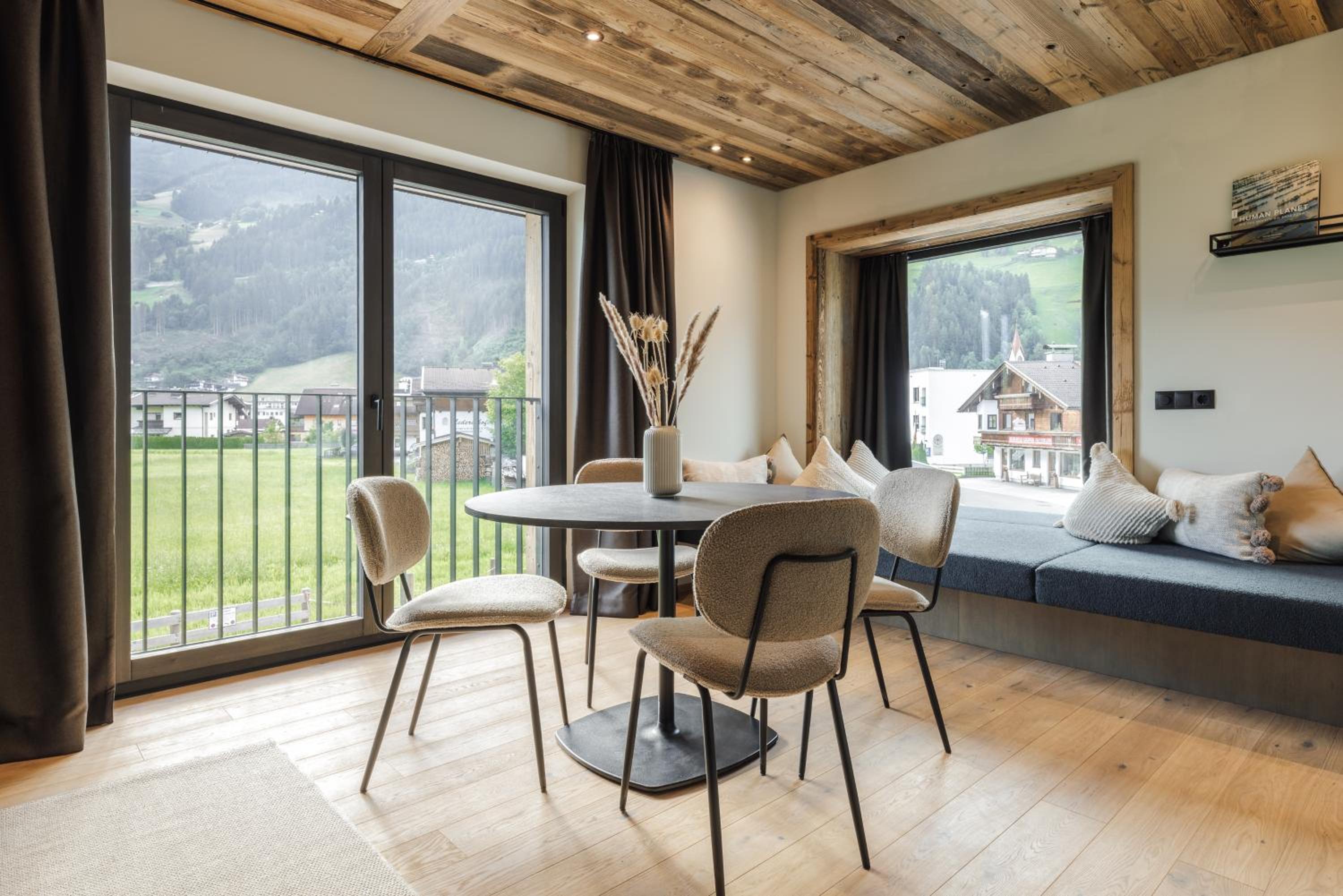 Zellrooms