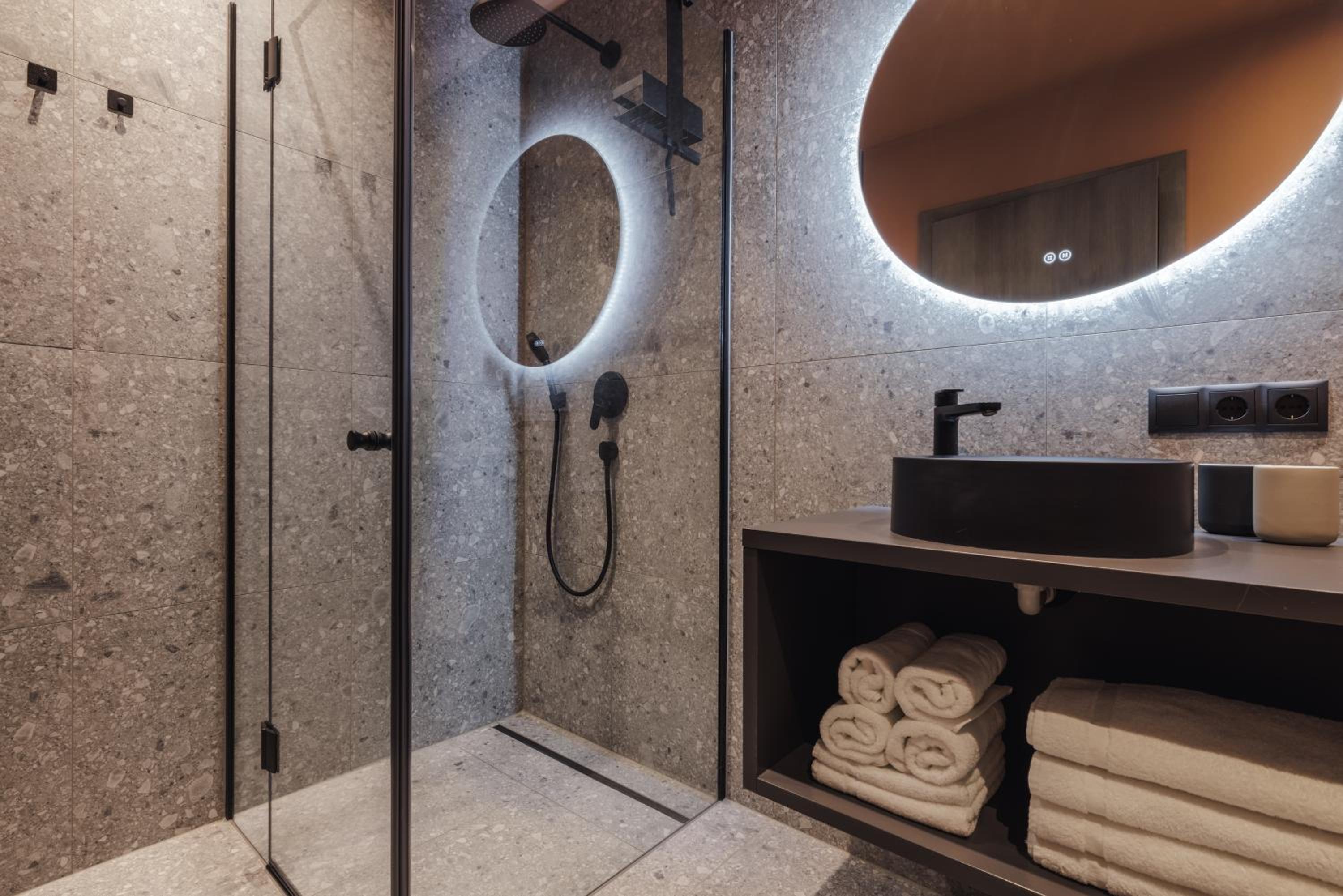 Zellrooms