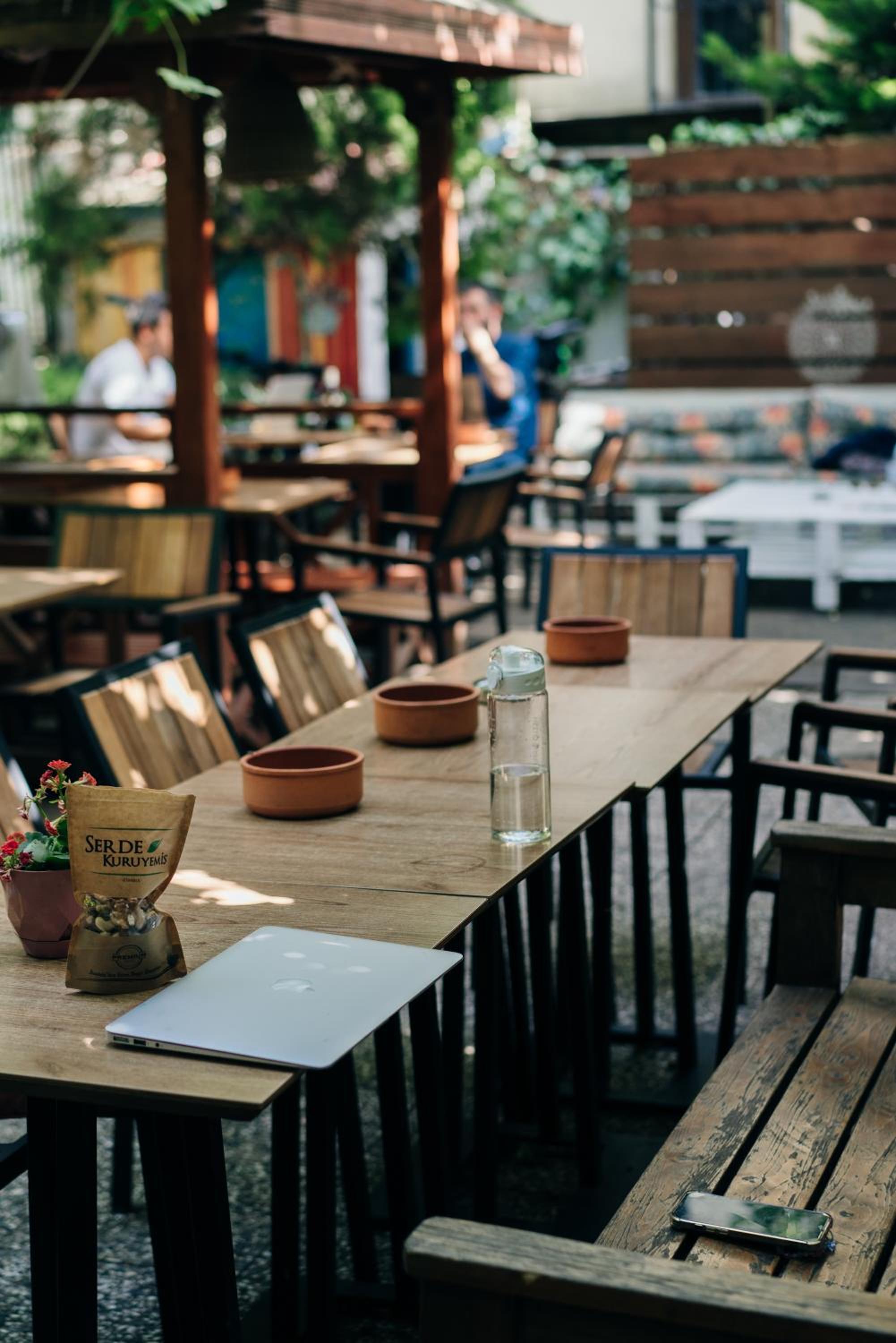 Hush Hostel Lounge