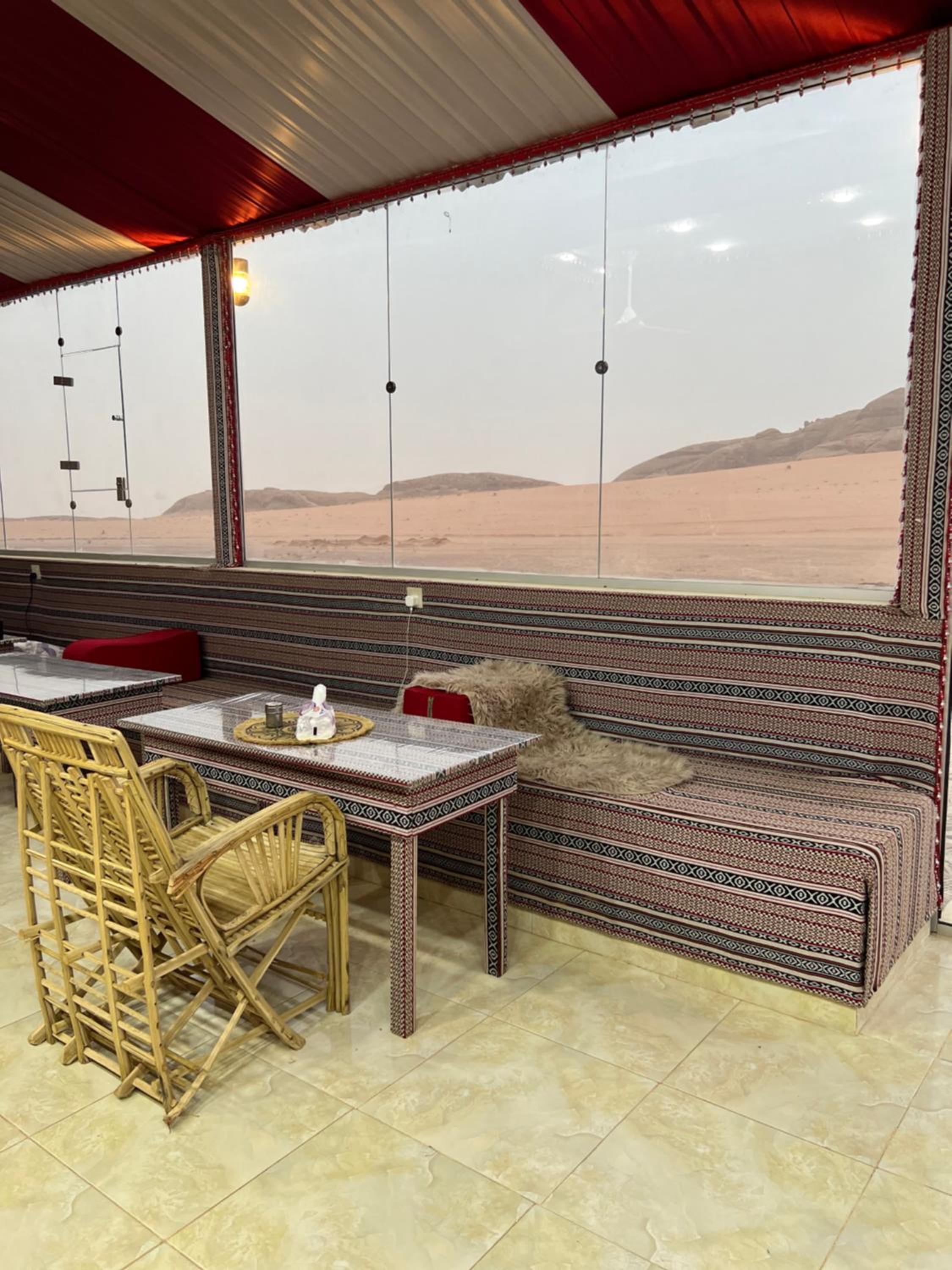 MOON RUM lUXURY CAMP