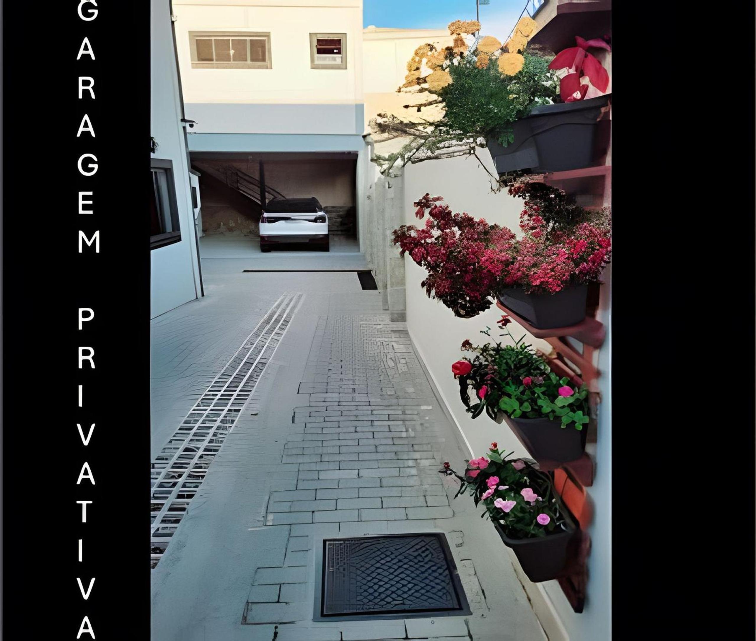 Hotel Laguna Lofts - Image 1