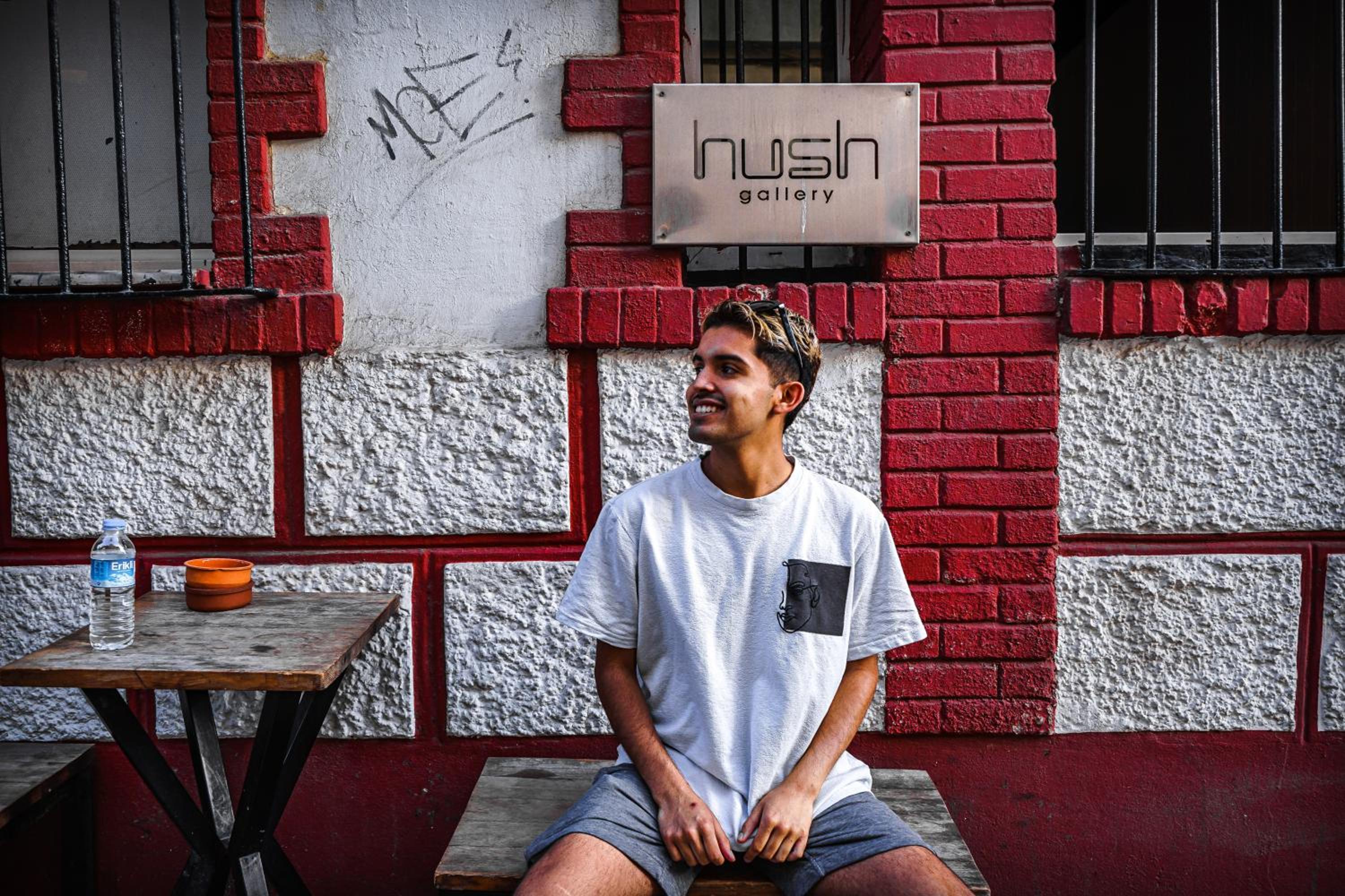 Hush Hostel Lounge