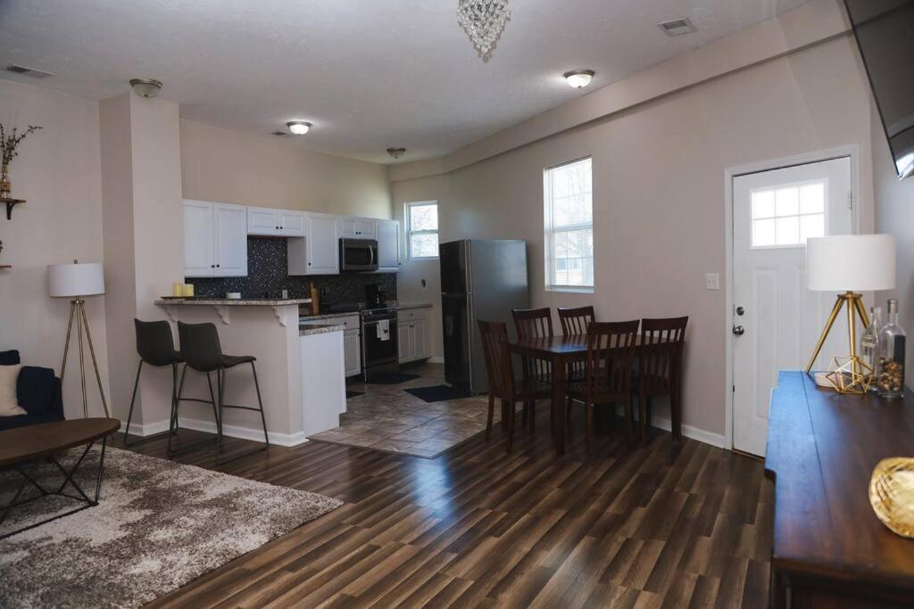 Charming Home near Churchill Downs view 5